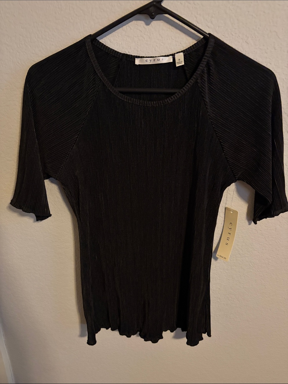 Cyrus Black Pleated Short Sleeve Ribbed Tee